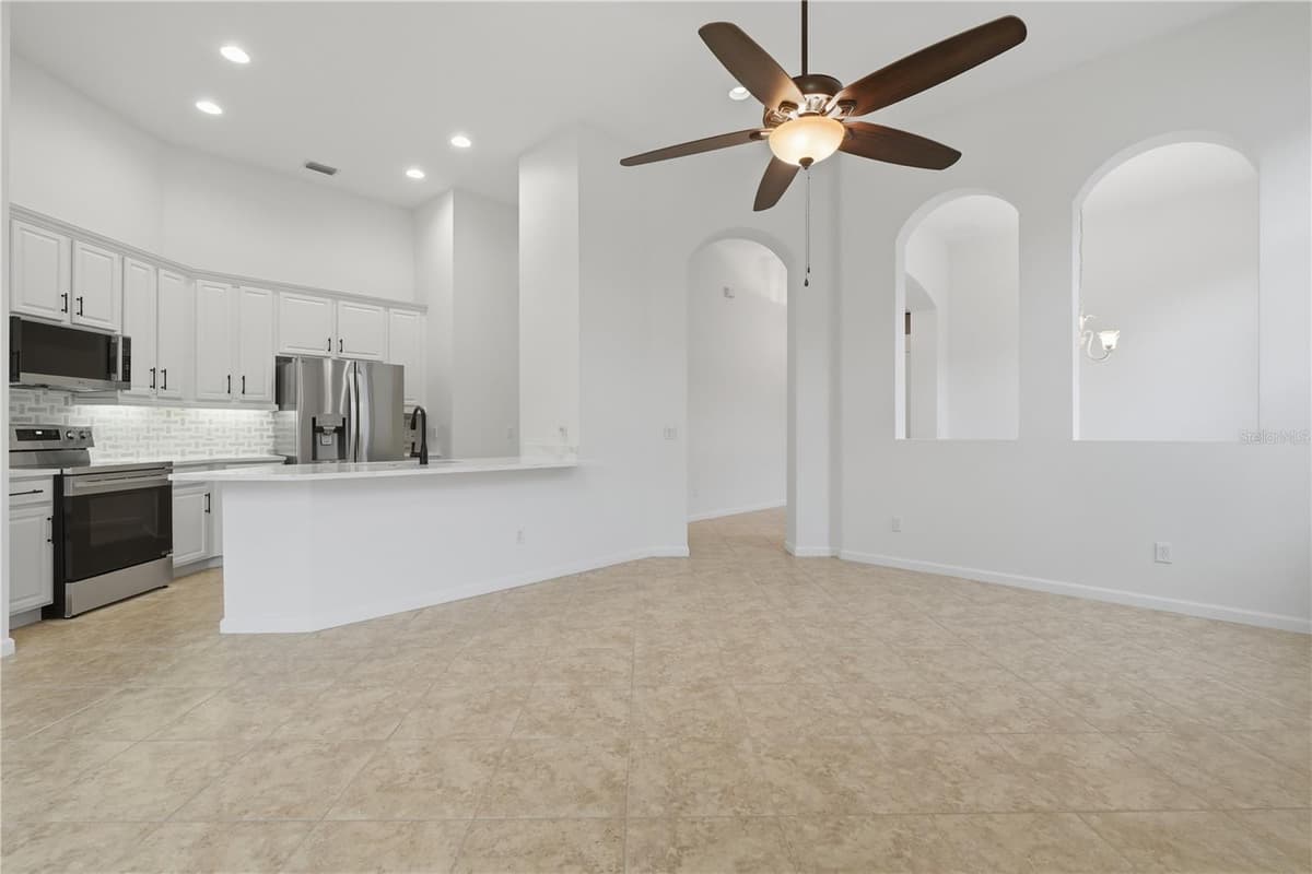 2966 SWEETSPIRE CIRCLE — photo 13 of 60