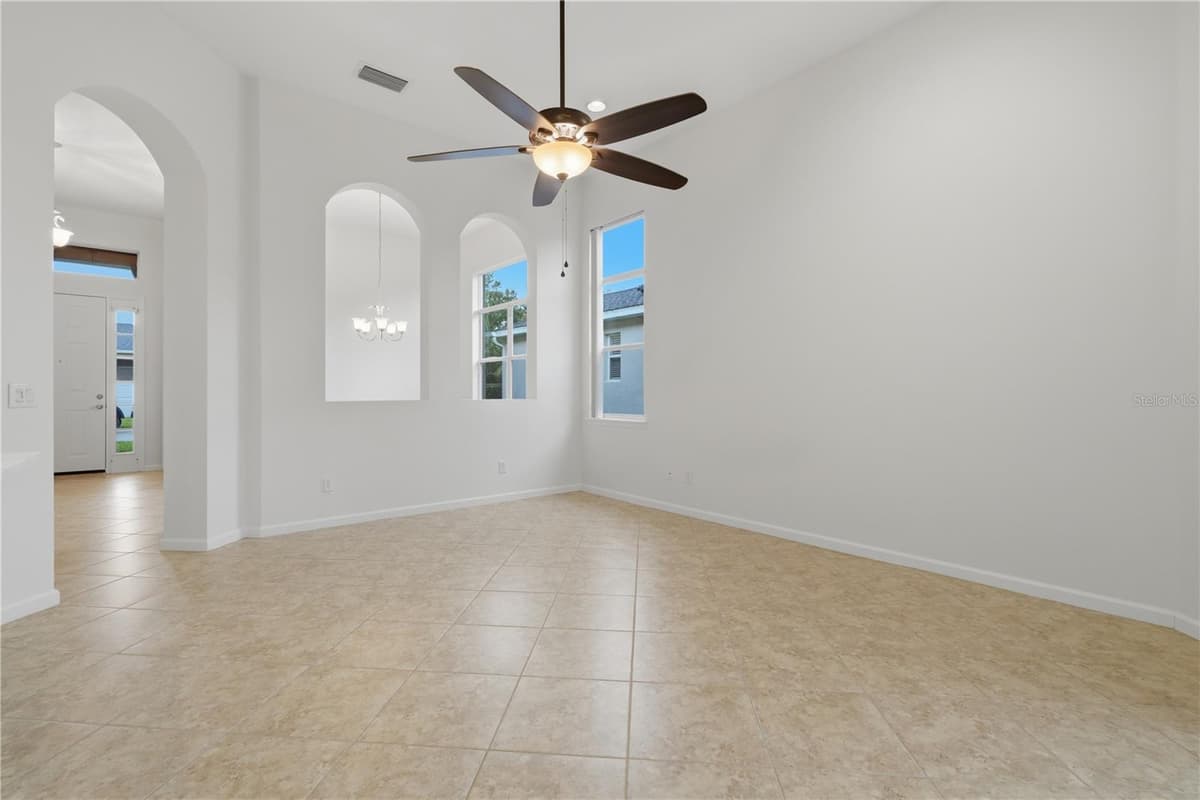 2966 SWEETSPIRE CIRCLE — photo 14 of 60