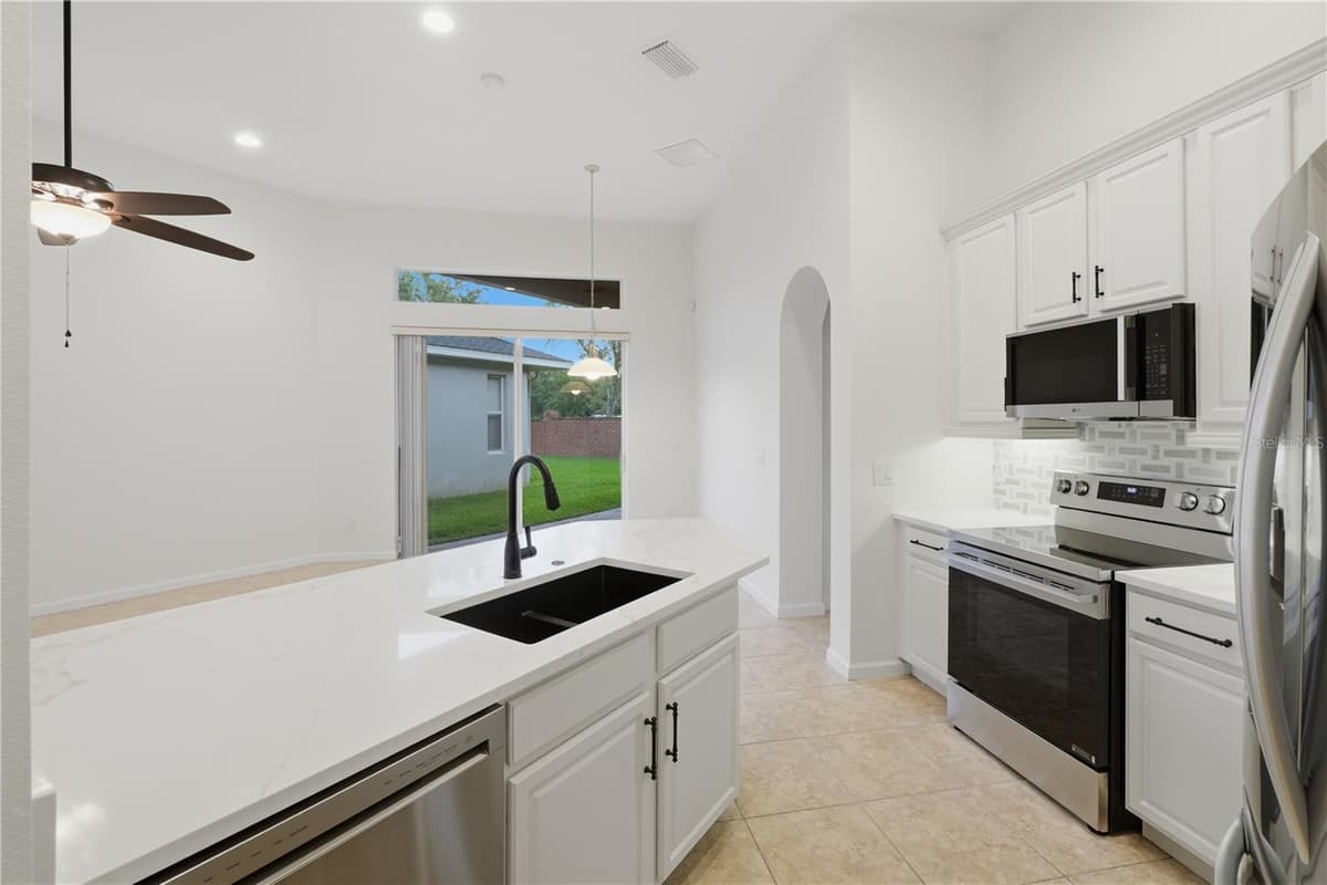 2966 SWEETSPIRE CIRCLE — photo 18 of 60