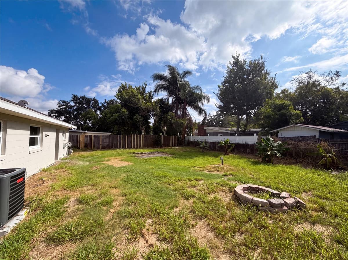 2710 WOODLAWN DRIVE — photo 16 of 17