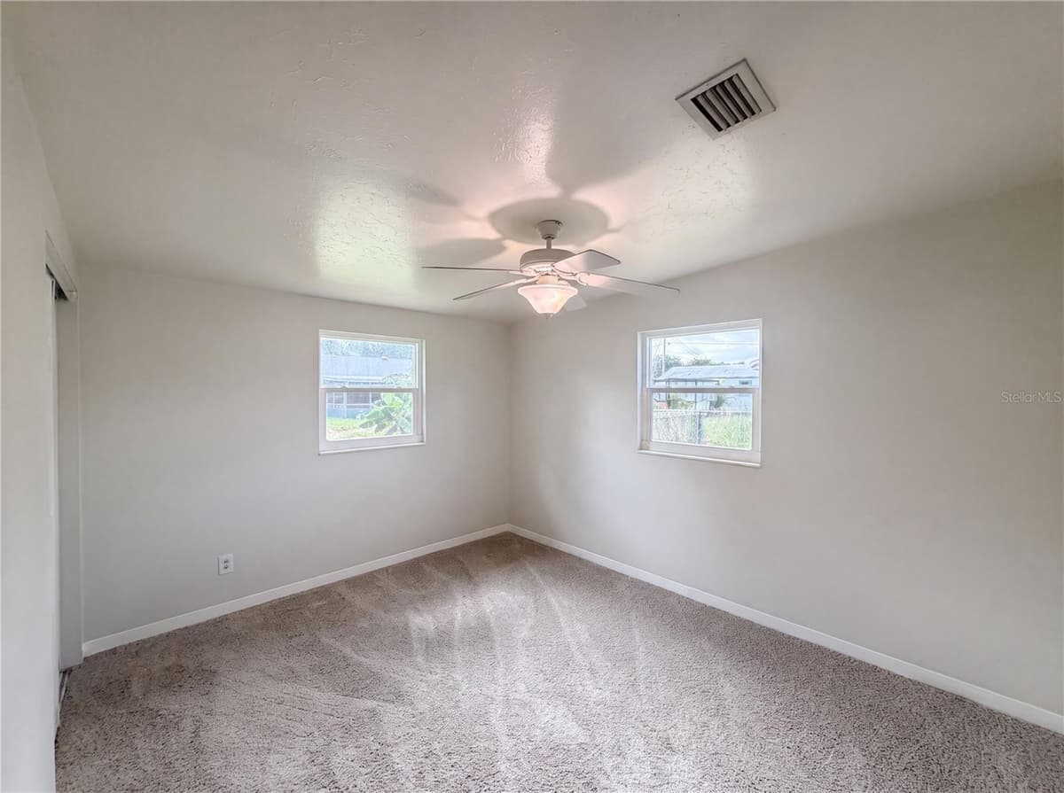 2710 WOODLAWN DRIVE — photo 10 of 17