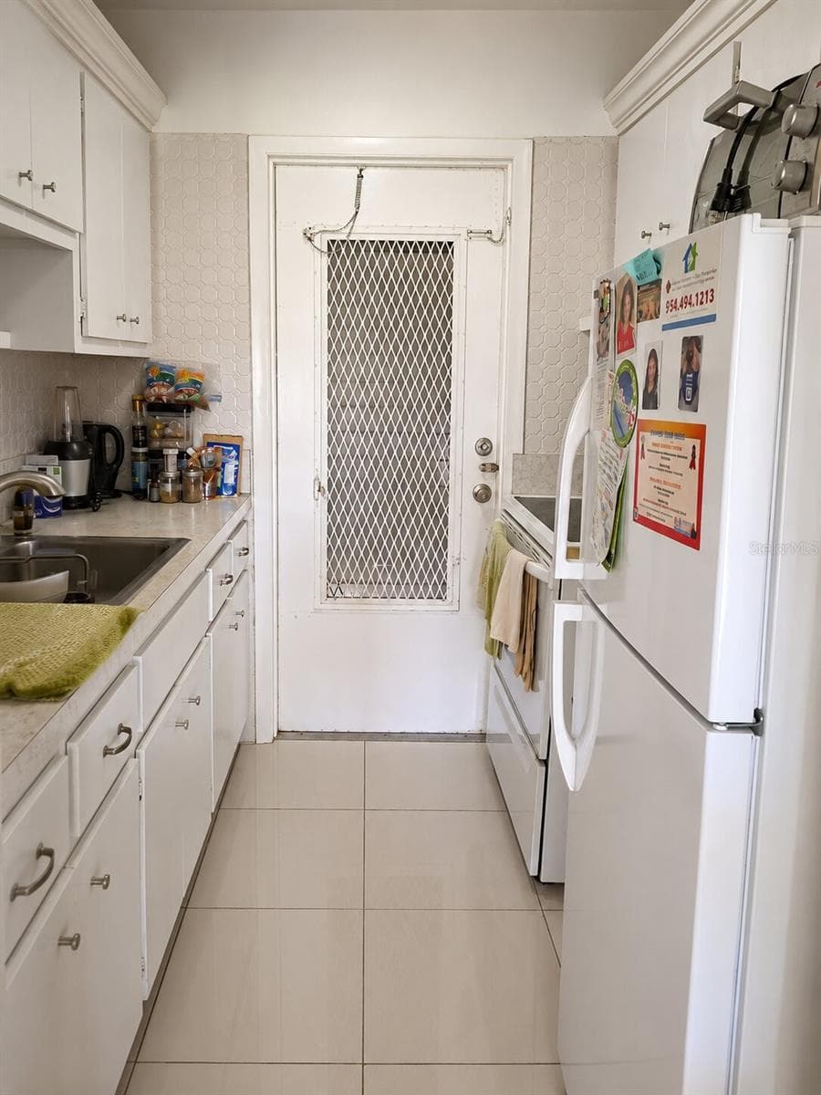 2850 GOLF BOULEVARD — photo 7 of 10