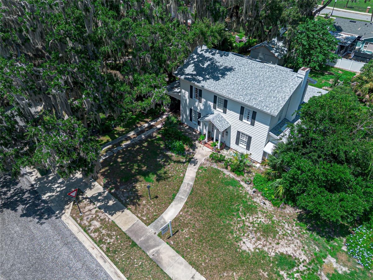102 PALMORA BOULEVARD — photo 42 of 57