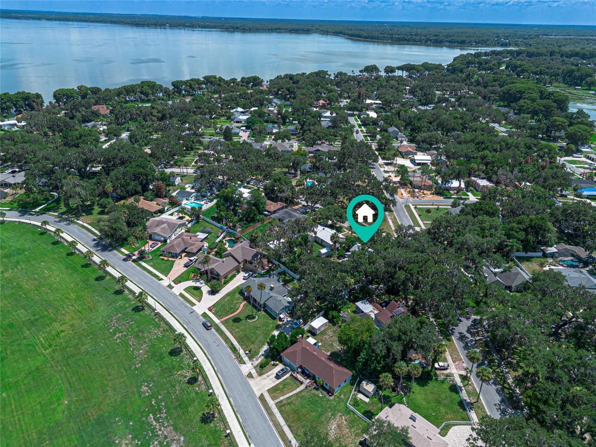 102 PALMORA BOULEVARD — photo 46 of 57