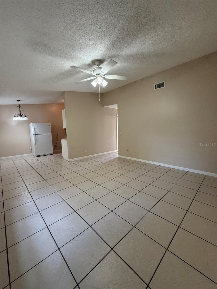 1619 HIGH STREET — photo 2 of 6