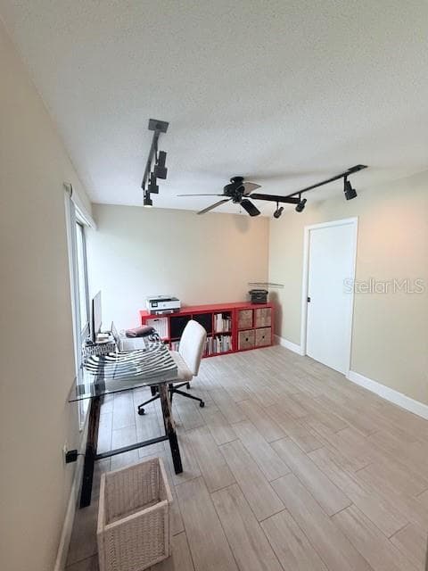 2063 BROOKSIDE DRIVE — photo 24 of 47