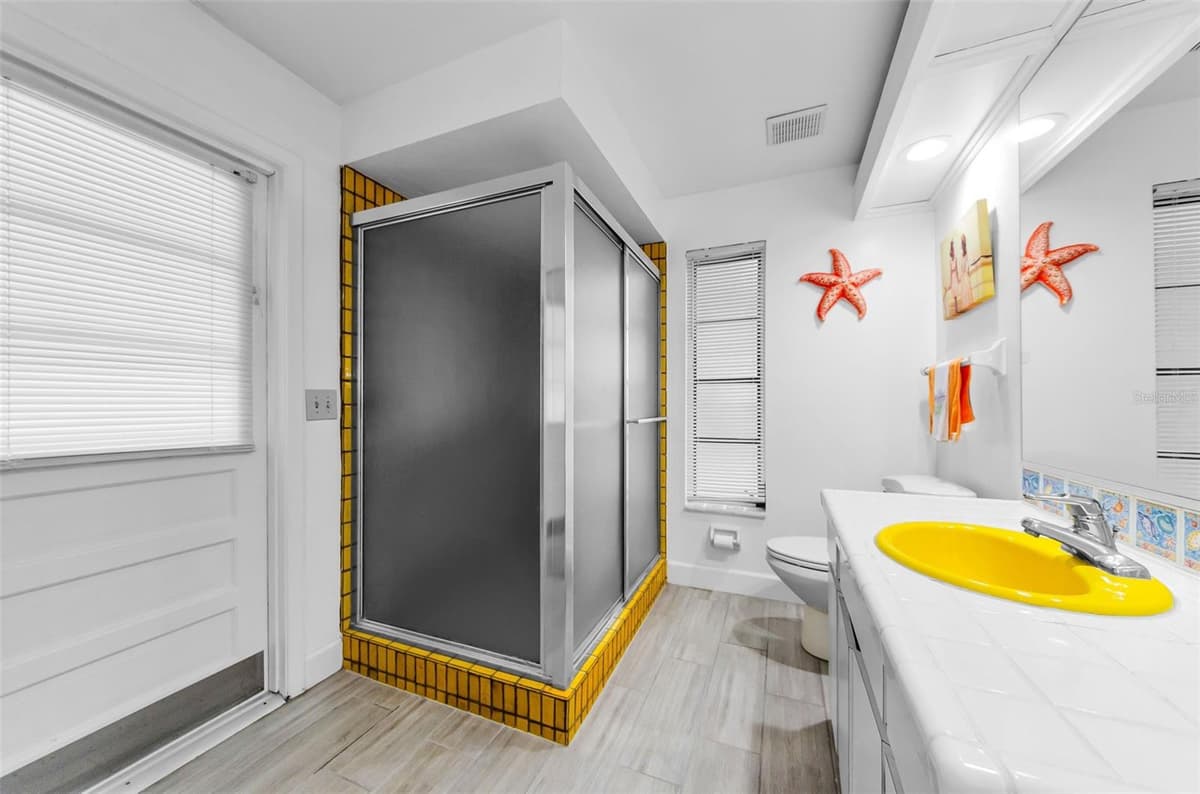 2063 BROOKSIDE DRIVE — photo 33 of 47