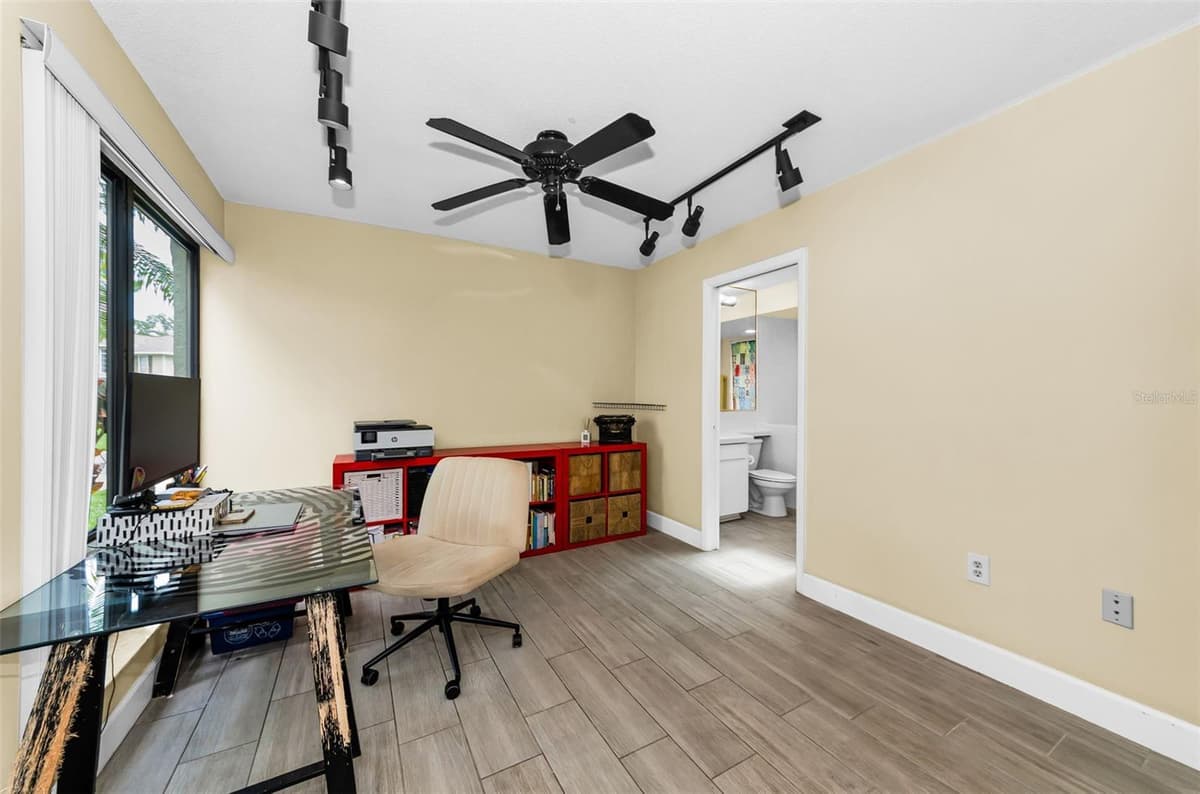 2063 BROOKSIDE DRIVE — photo 23 of 47