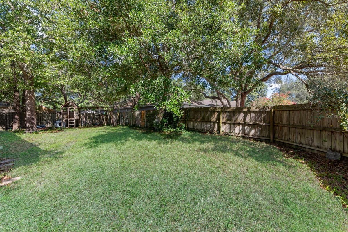 1365 SHOOTINGSTAR LANE — photo 25 of 35