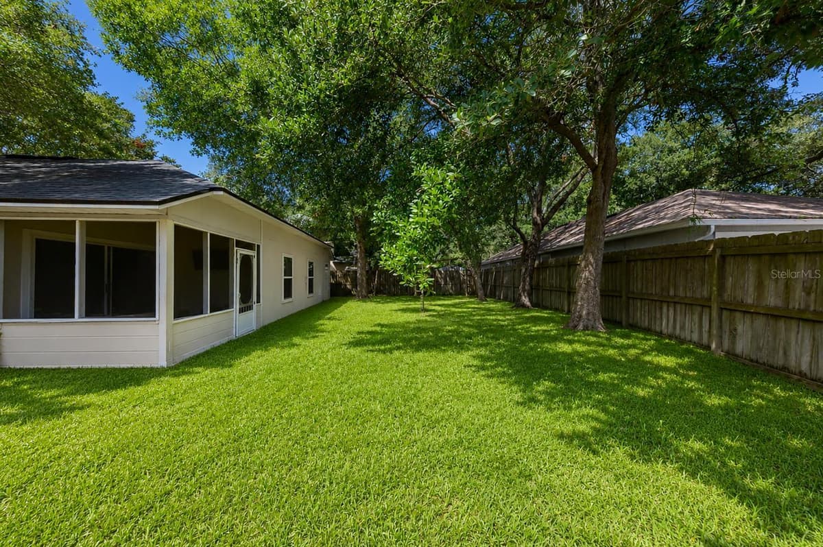 1365 SHOOTINGSTAR LANE — photo 27 of 35