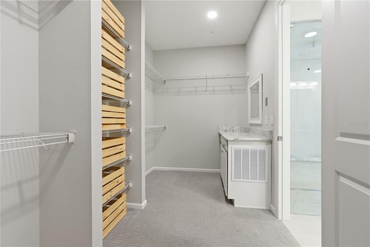 108 SUFFOLK CT. — photo 21 of 54