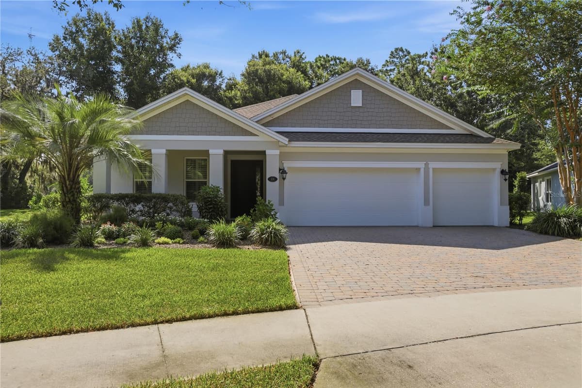 108 SUFFOLK CT. — photo 1 of 54