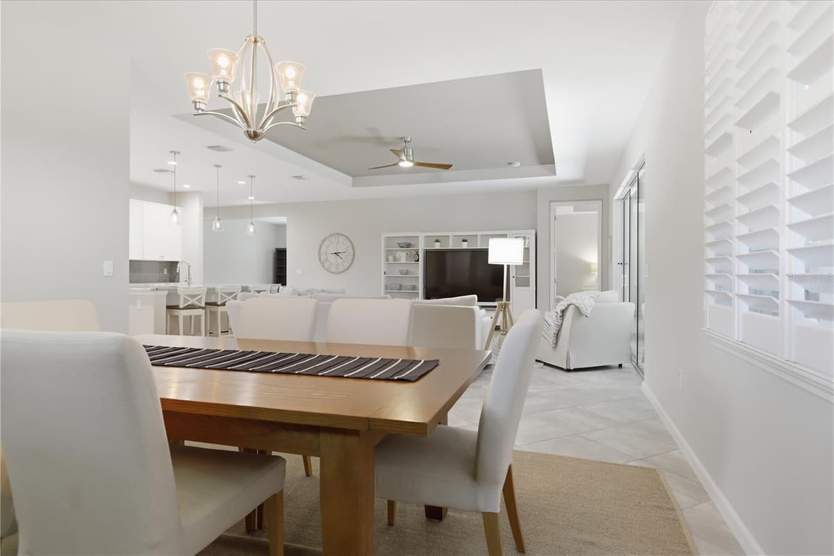 108 SUFFOLK CT. — photo 17 of 54