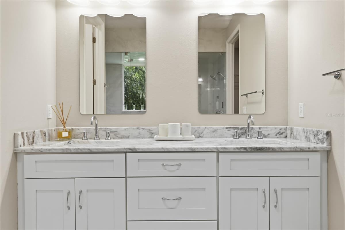 108 SUFFOLK CT. — photo 24 of 54