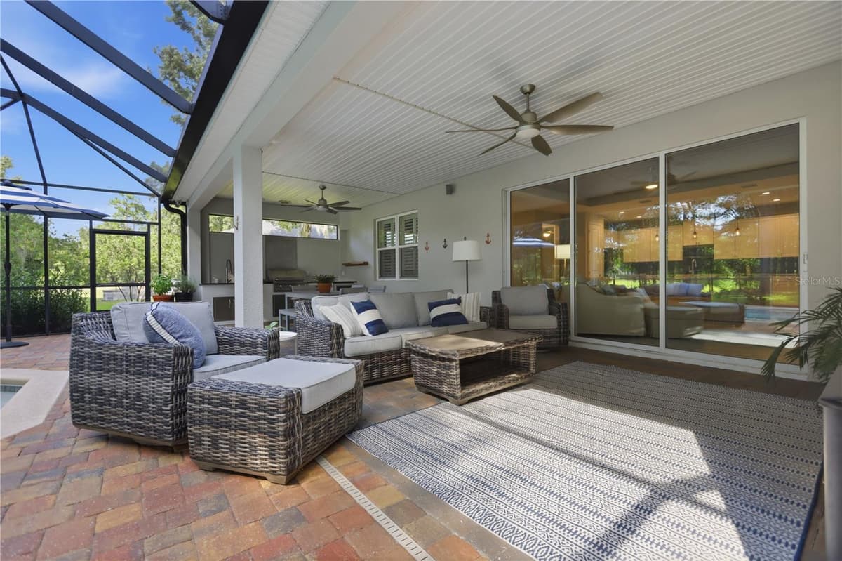 108 SUFFOLK CT. — photo 2 of 54