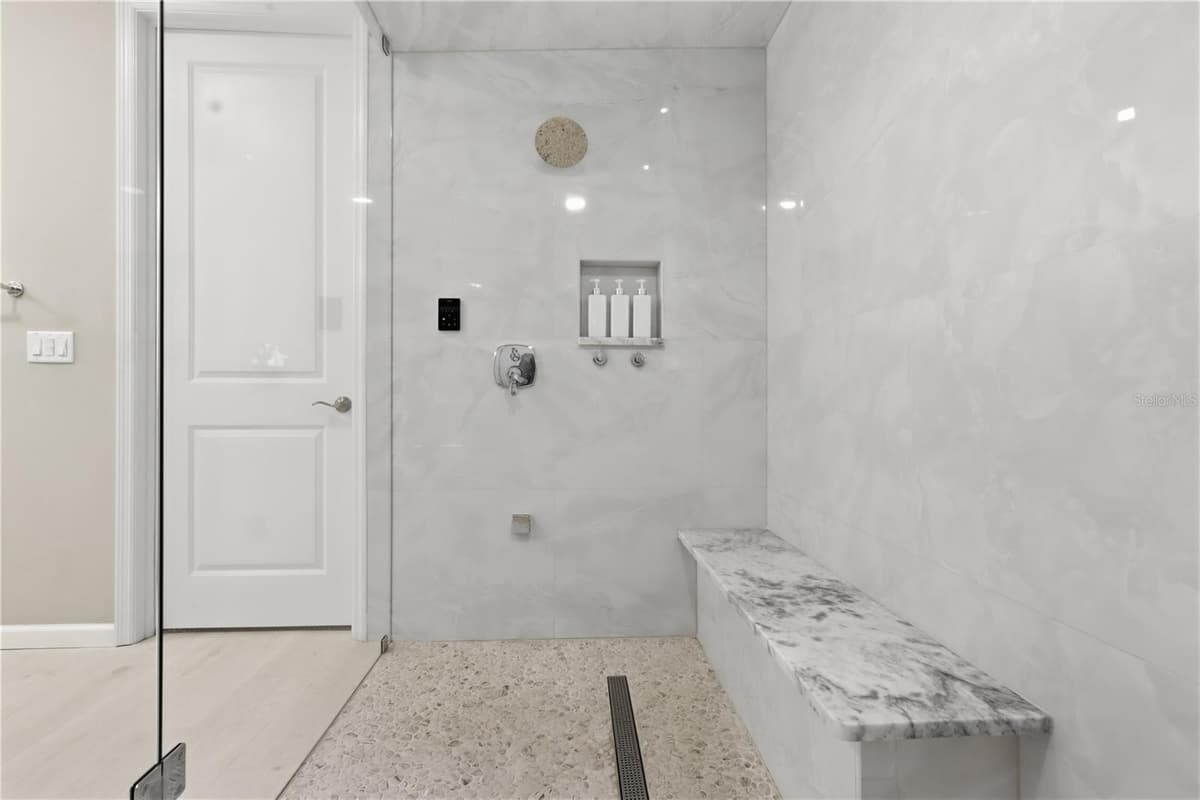 108 SUFFOLK CT. — photo 29 of 54