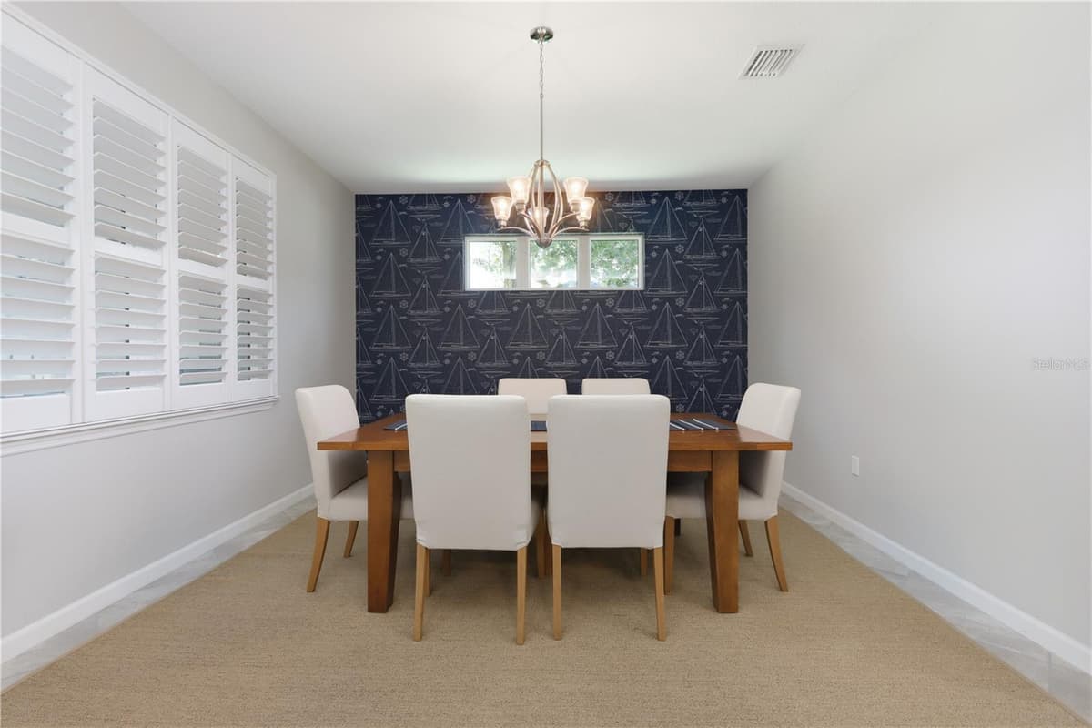 108 SUFFOLK CT. — photo 16 of 54