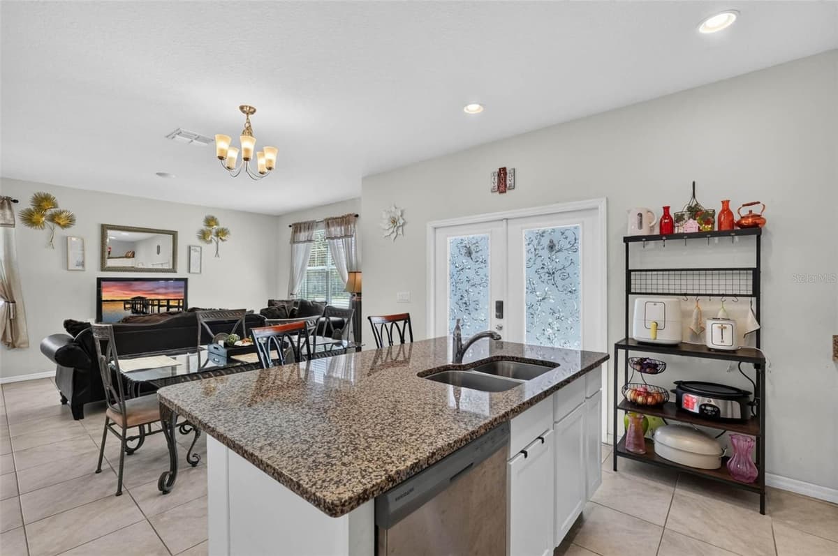 1655 PHAM DRIVE — photo 6 of 31