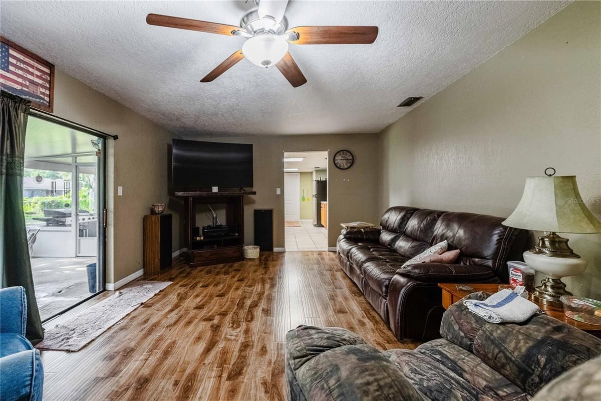 5934 RIDGE DRIVE — photo 17 of 34