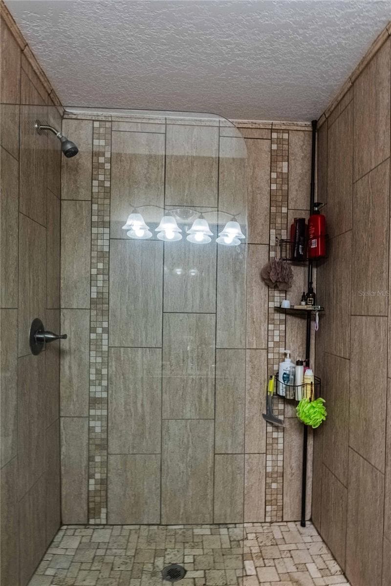 5934 RIDGE DRIVE — photo 20 of 34