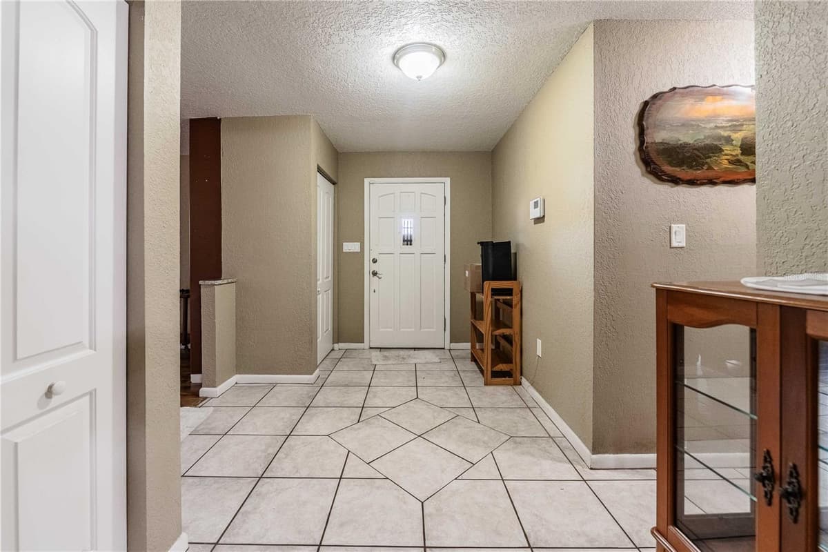 5934 RIDGE DRIVE — photo 10 of 34