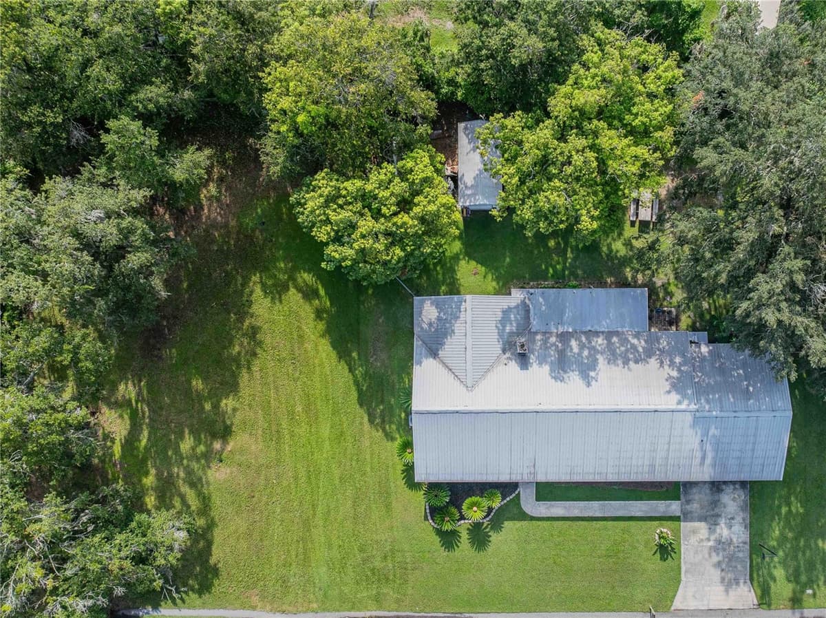 5934 RIDGE DRIVE — photo 5 of 34