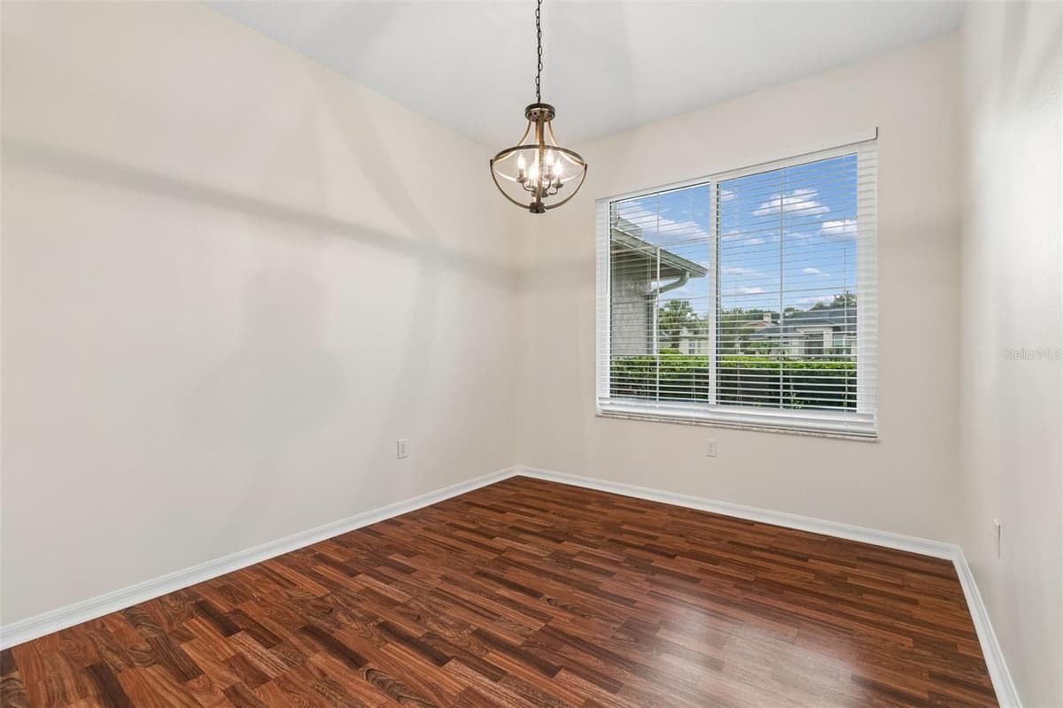 5306 WATERLEAF COURT — photo 6 of 86