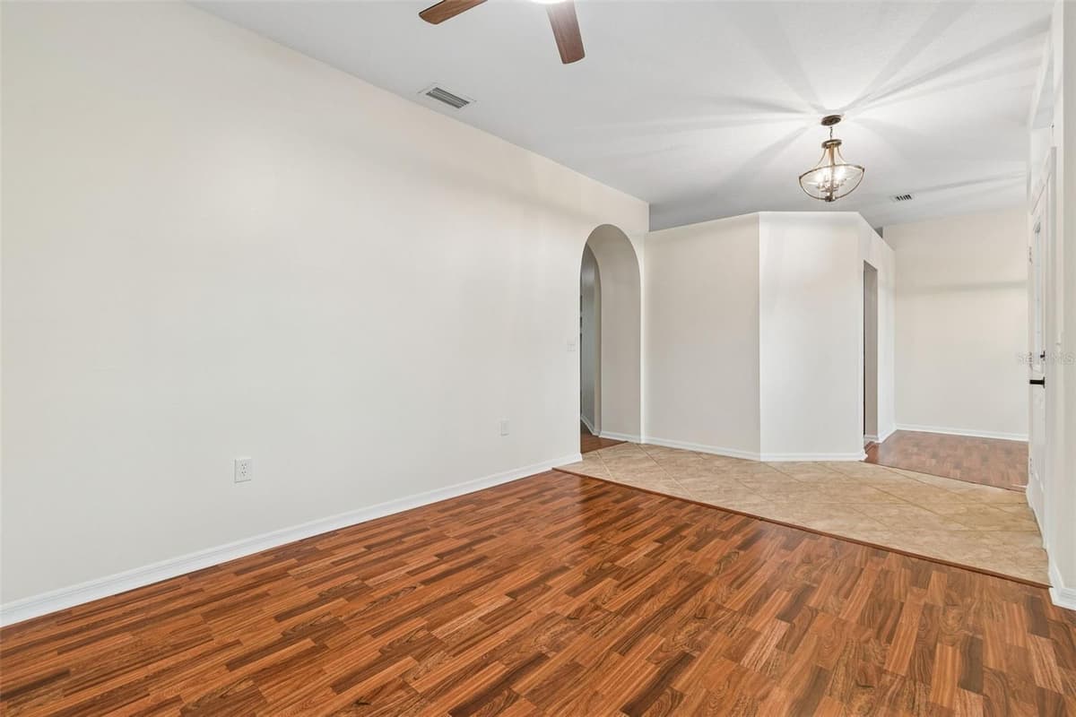5306 WATERLEAF COURT — photo 9 of 86