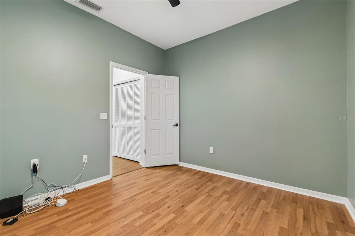 5306 WATERLEAF COURT — photo 32 of 86