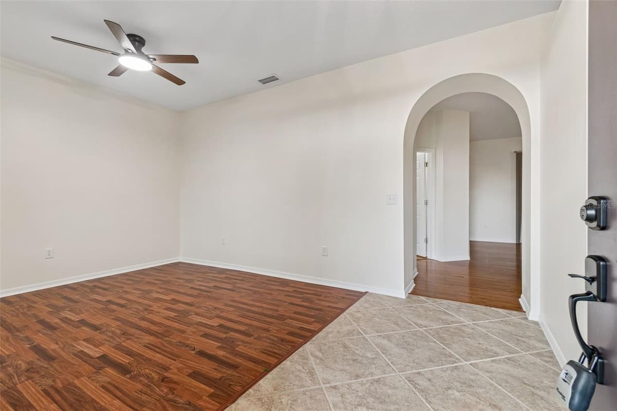 5306 WATERLEAF COURT — photo 8 of 86