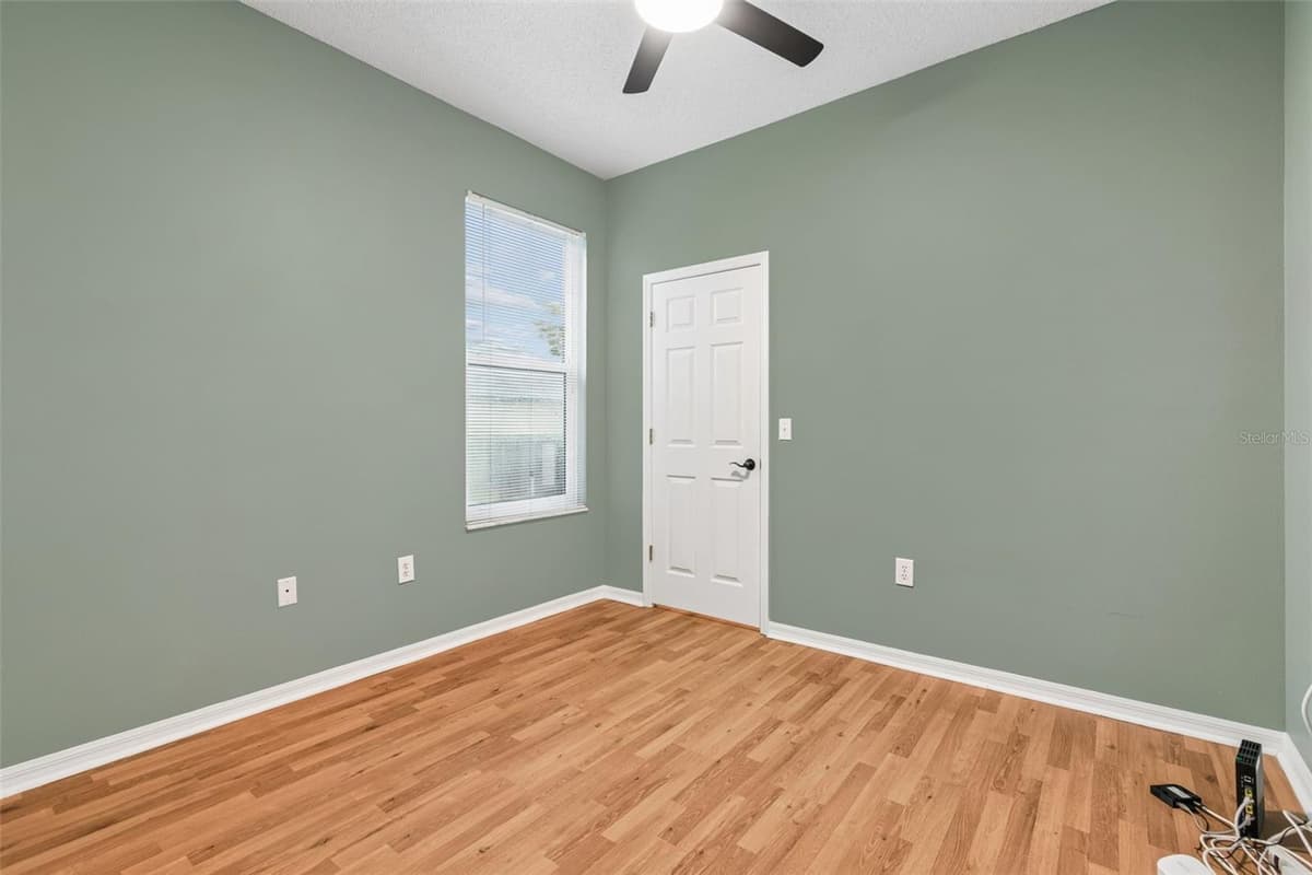 5306 WATERLEAF COURT — photo 31 of 86