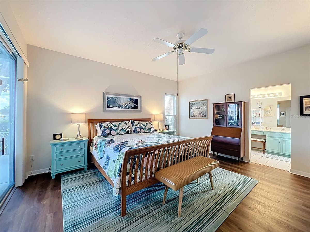 4334 HAMMERSMITH DRIVE — photo 7 of 28