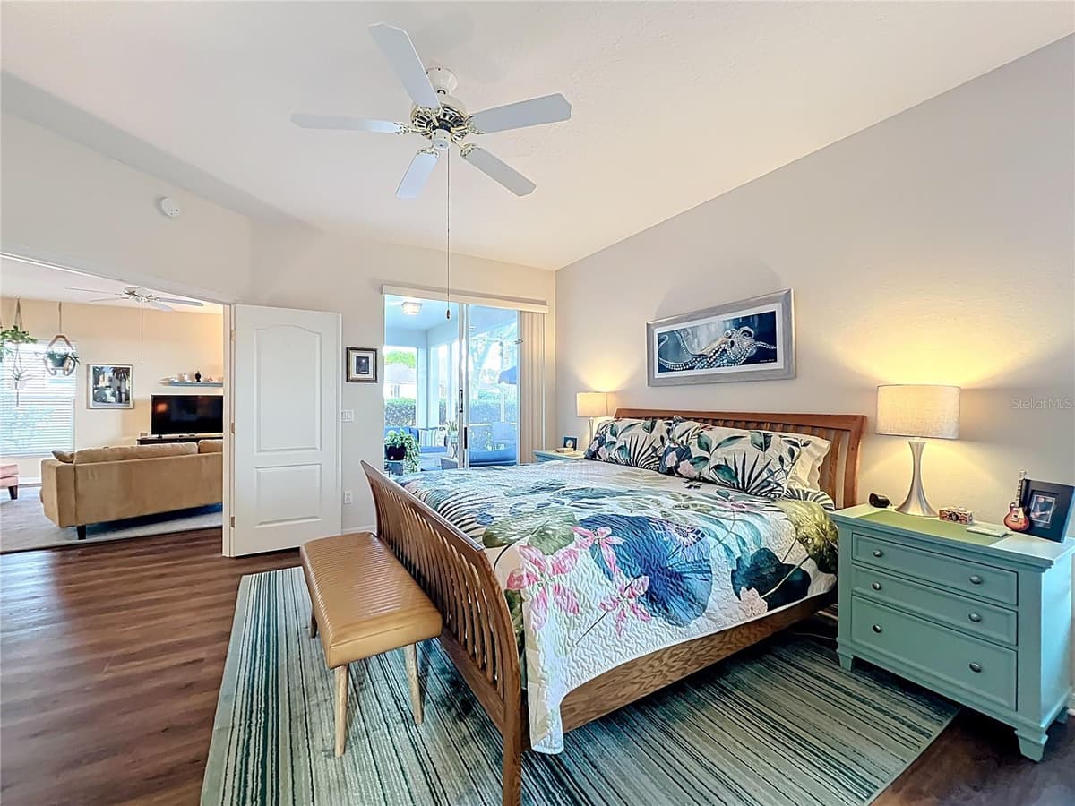 4334 HAMMERSMITH DRIVE — photo 12 of 28