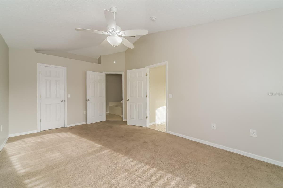 611 BASINGSTOKE COURT — photo 13 of 21