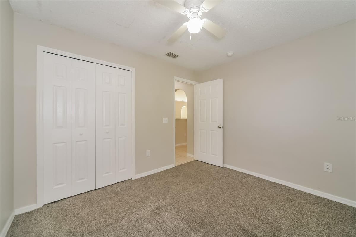 611 BASINGSTOKE COURT — photo 15 of 21