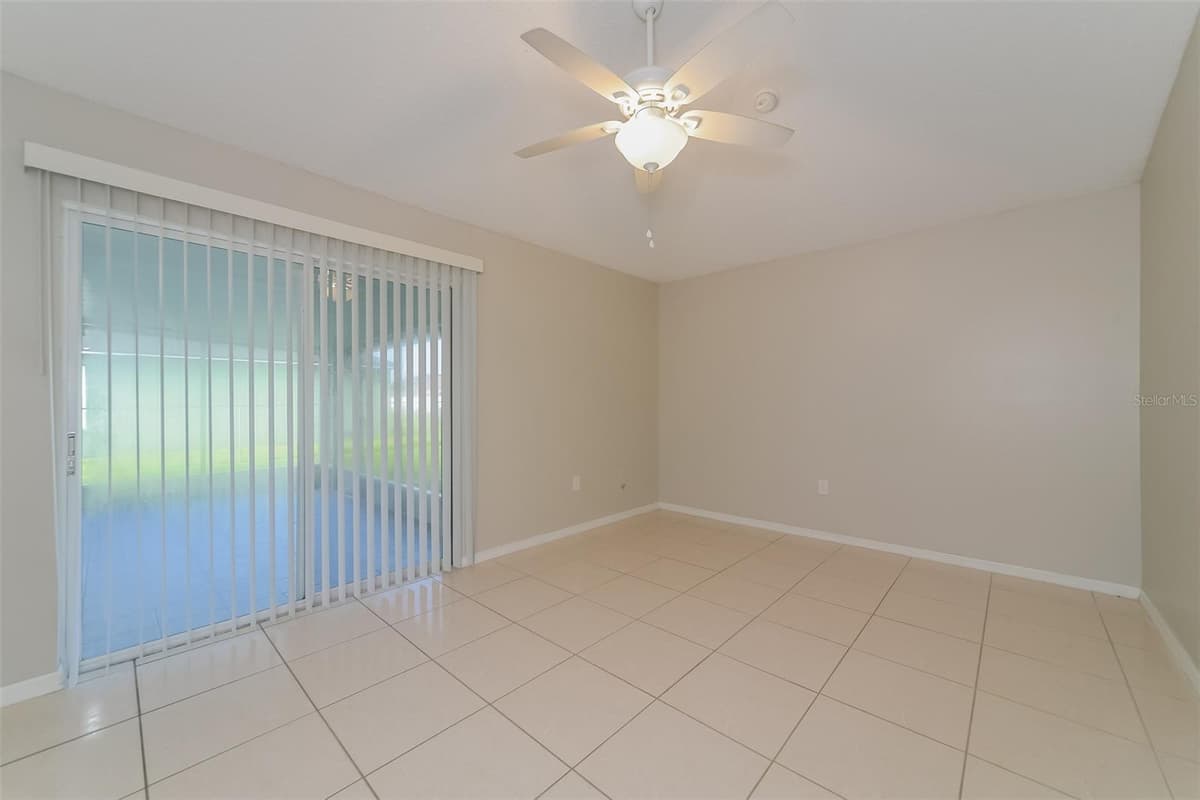 611 BASINGSTOKE COURT — photo 10 of 21