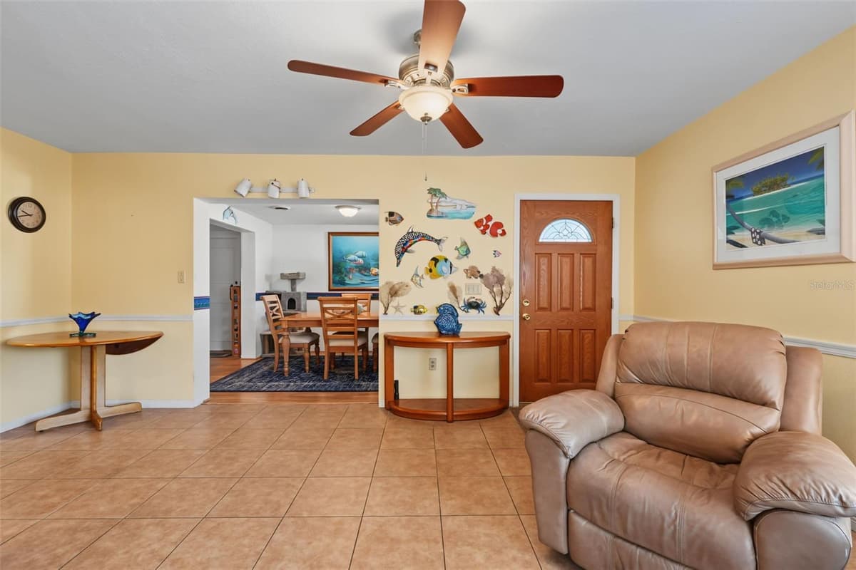 309 GATEWOOD DRIVE — photo 6 of 51