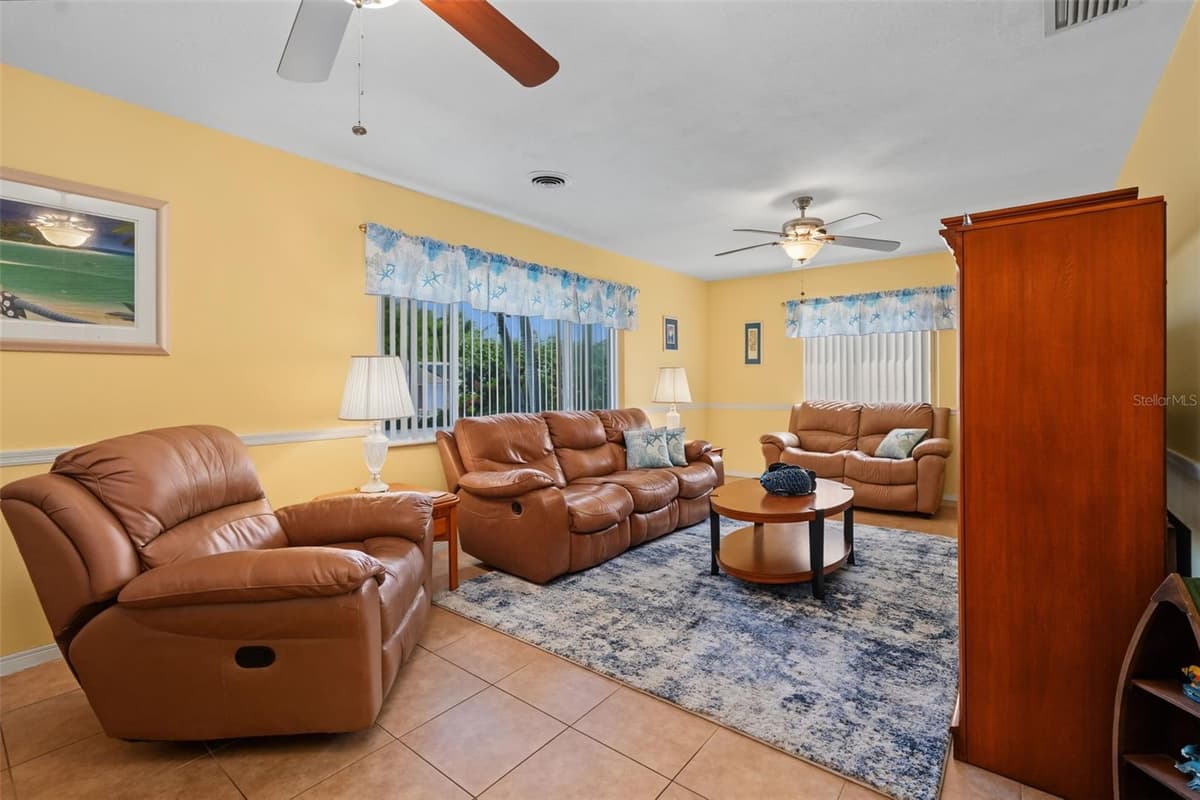 309 GATEWOOD DRIVE — photo 9 of 51