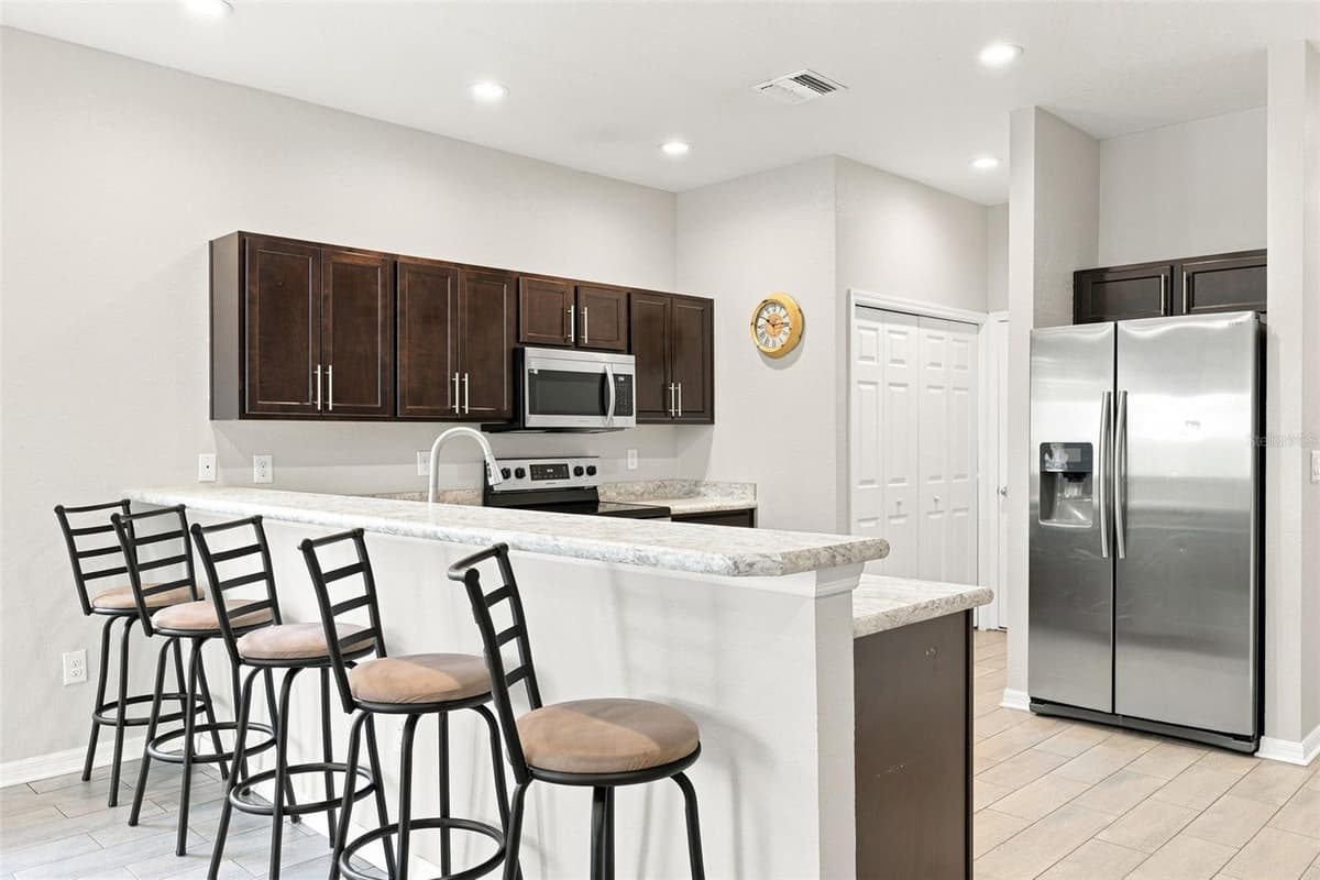 4641 VIGNETTE WAY — photo 7 of 23