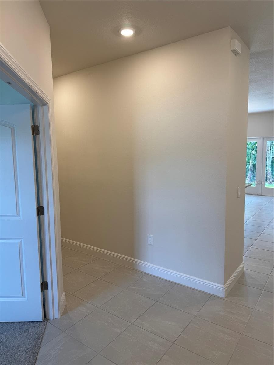 3271 NADASKY AVENUE — photo 4 of 20
