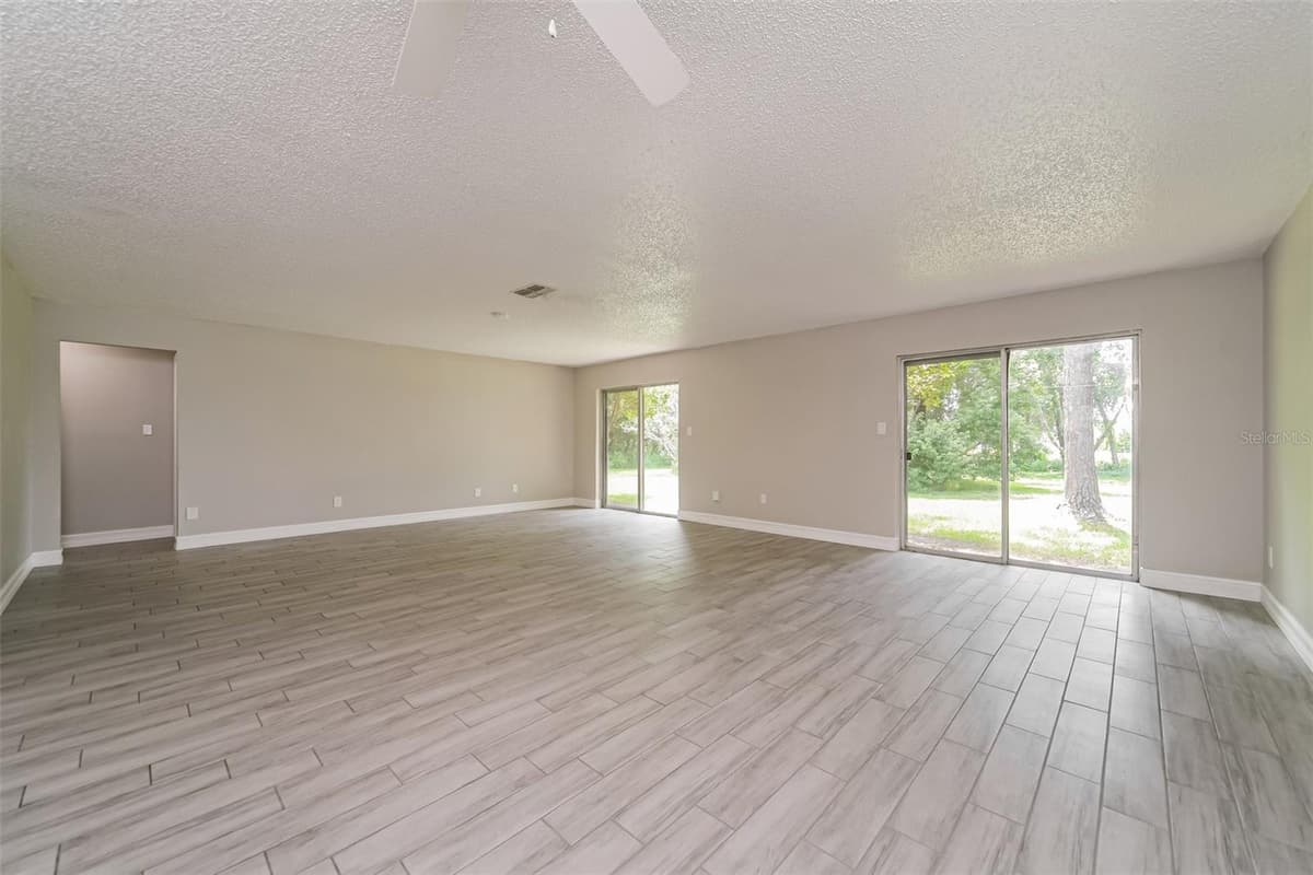 10346 MATCHLOCK DRIVE — photo 3 of 21
