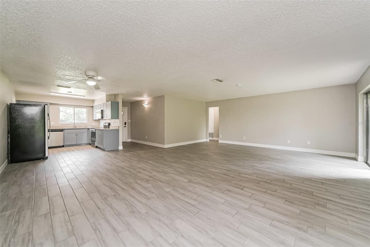 10346 MATCHLOCK DRIVE — photo 6 of 21