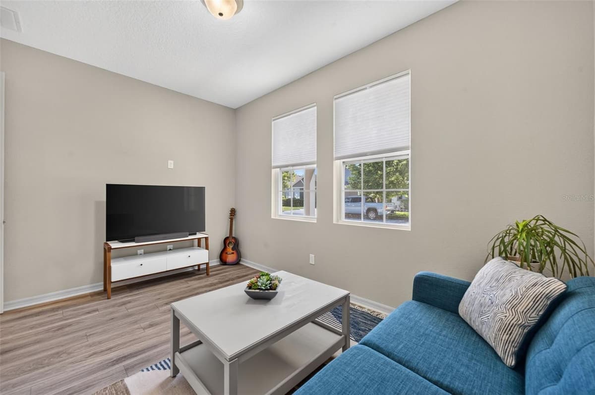 9202 MERLON DRIVE — photo 37 of 60