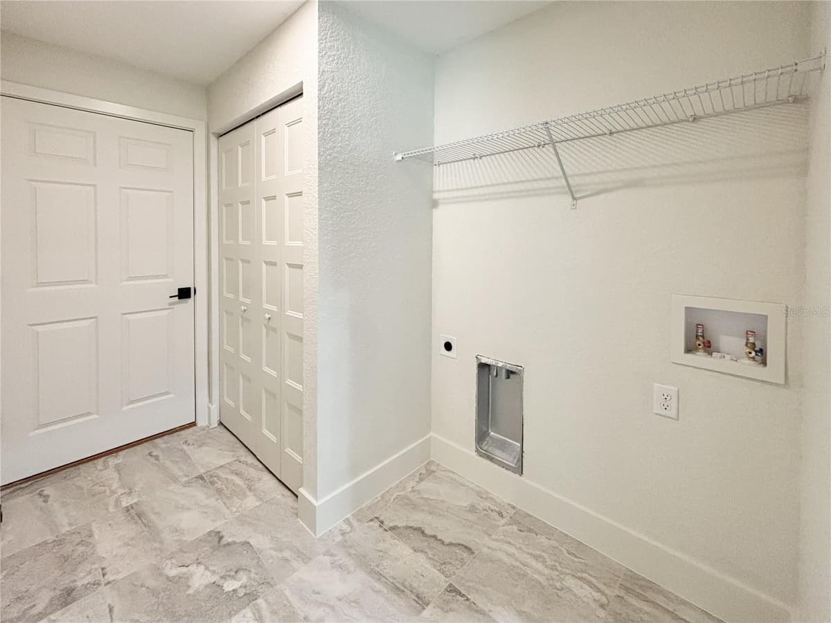 22575 ANCHOR BOULEVARD — photo 46 of 64