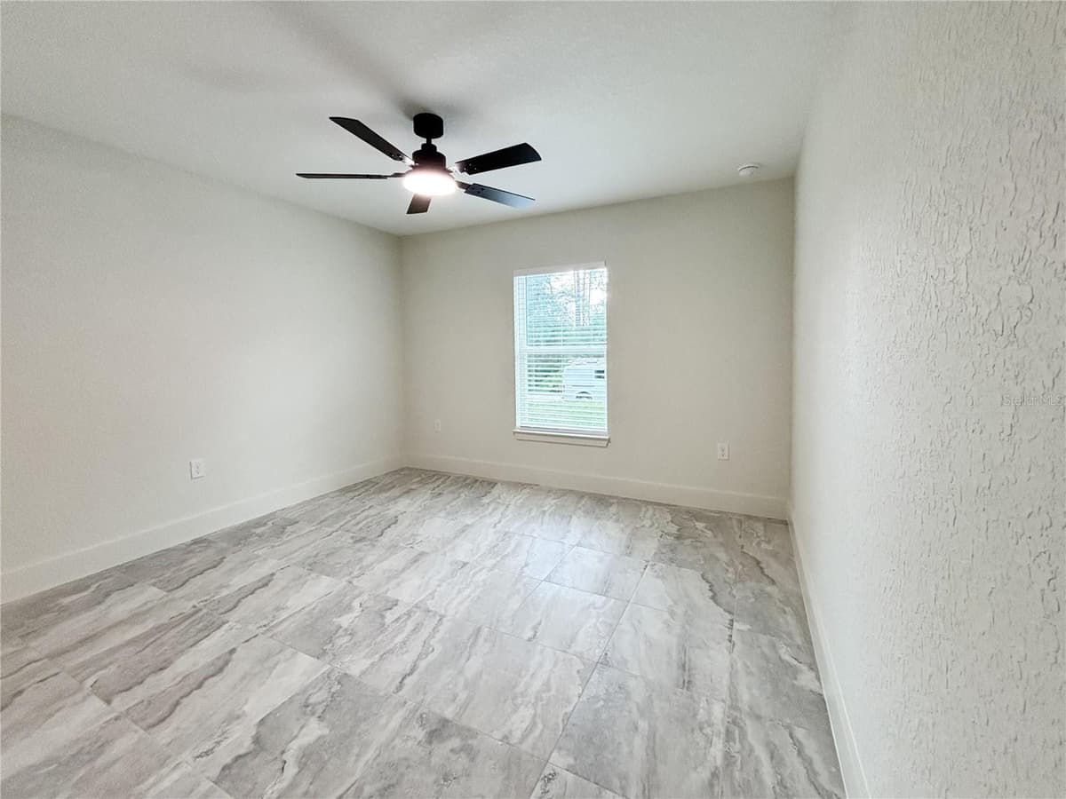 22575 ANCHOR BOULEVARD — photo 43 of 64