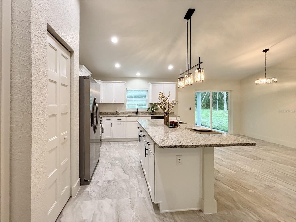 22575 ANCHOR BOULEVARD — photo 19 of 64