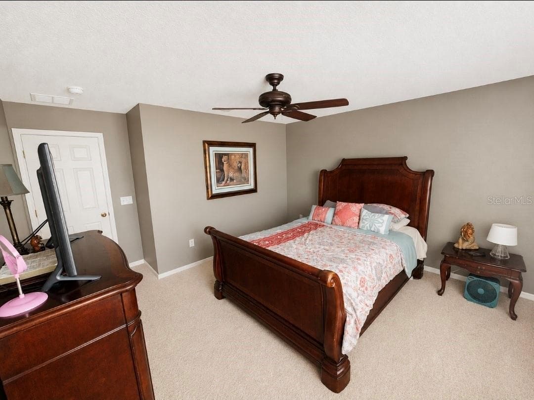32 ANGELA DRIVE — photo 12 of 30
