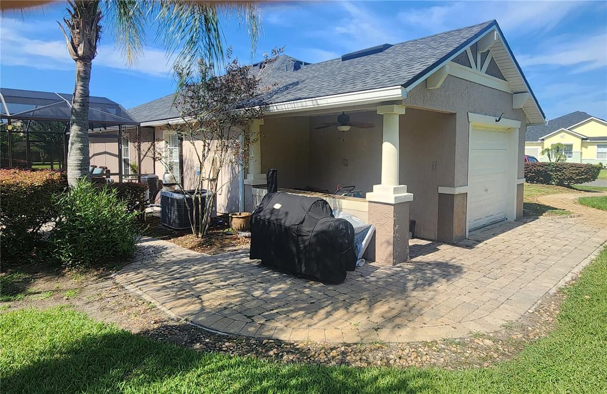 32 ANGELA DRIVE — photo 25 of 30