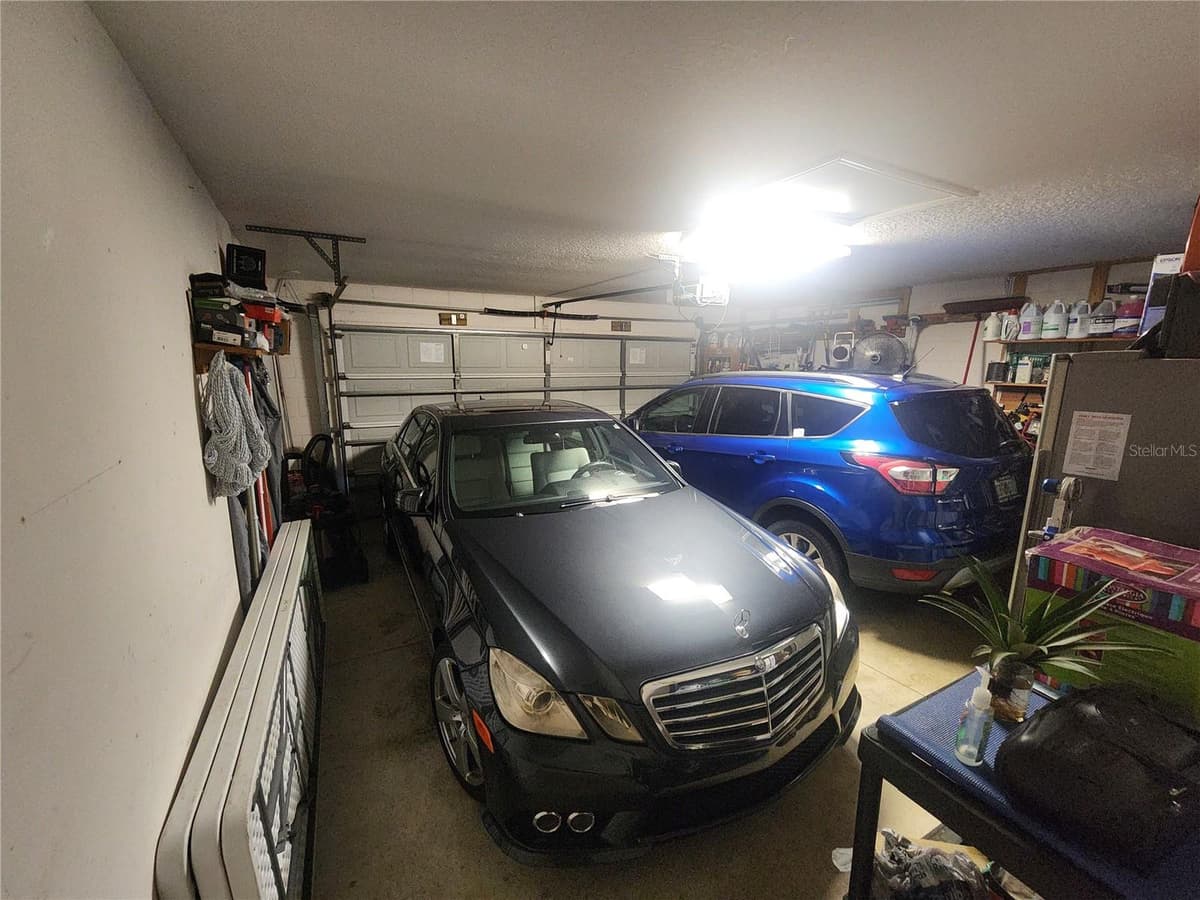 32 ANGELA DRIVE — photo 23 of 30