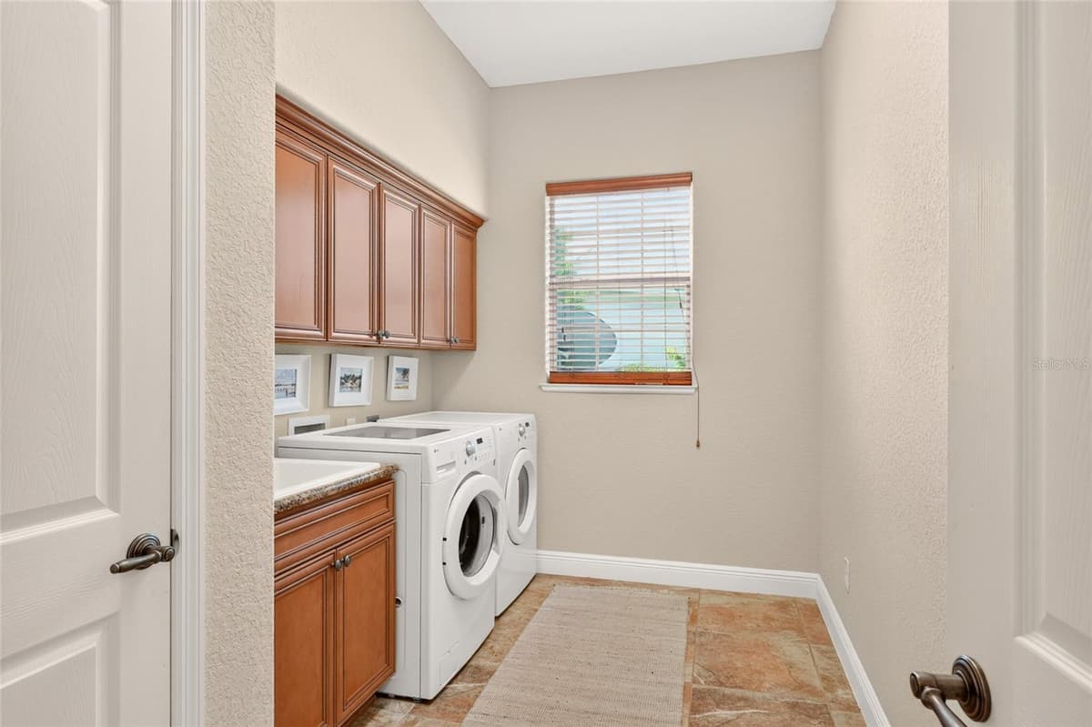 2063 LAKE RIDGE DRIVE — photo 47 of 75